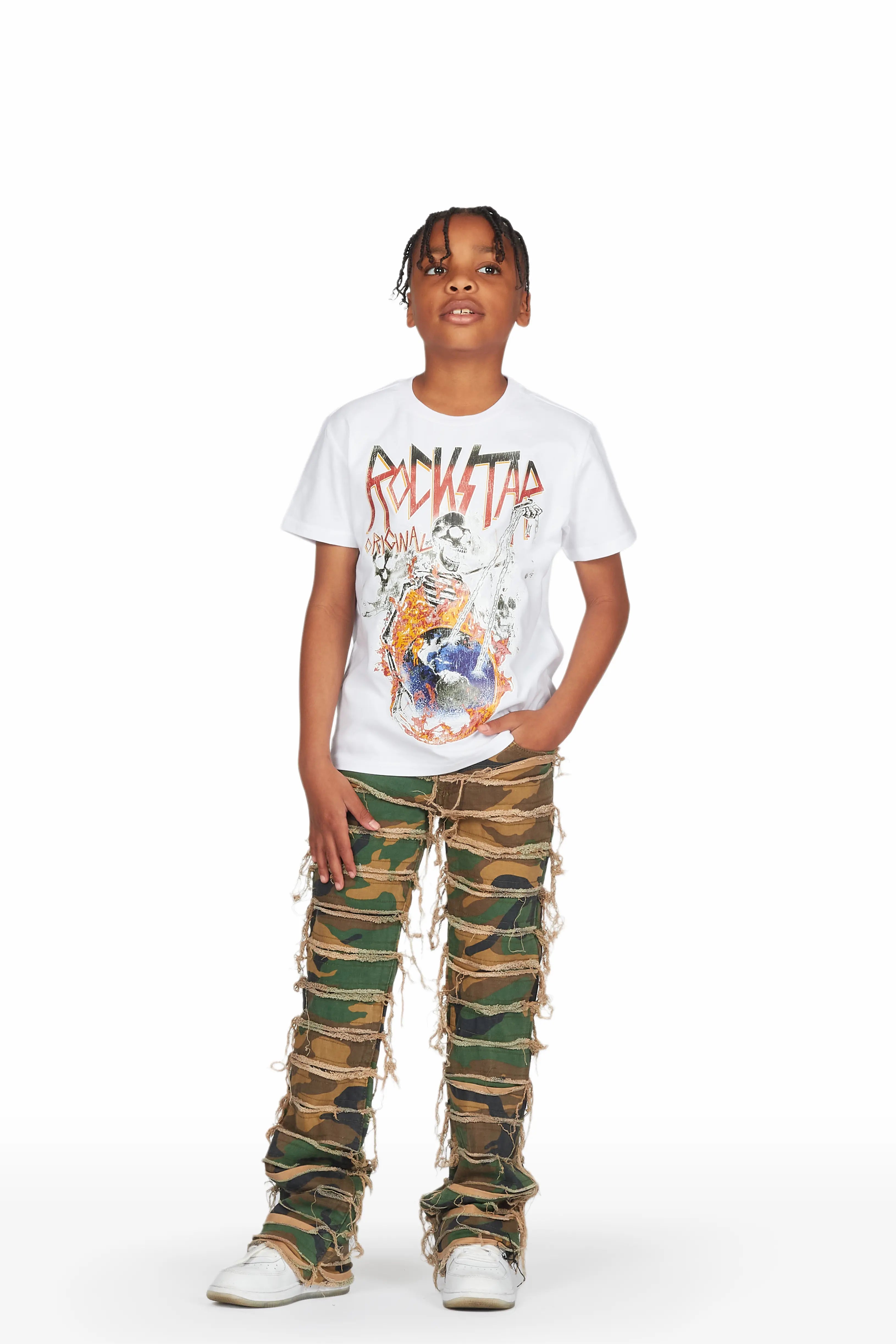 ROCKSTAR ORIGINAL Ensemble pour Garçons Barrett Camouflage/Blanc T-shirt et Jeans Flare Évasés avec Ourlet Empilé