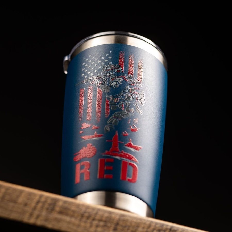 GRUNT STYLE LLC Gobelet isotherme 20oz pour le Vendredi Rouge Bleu Marine
