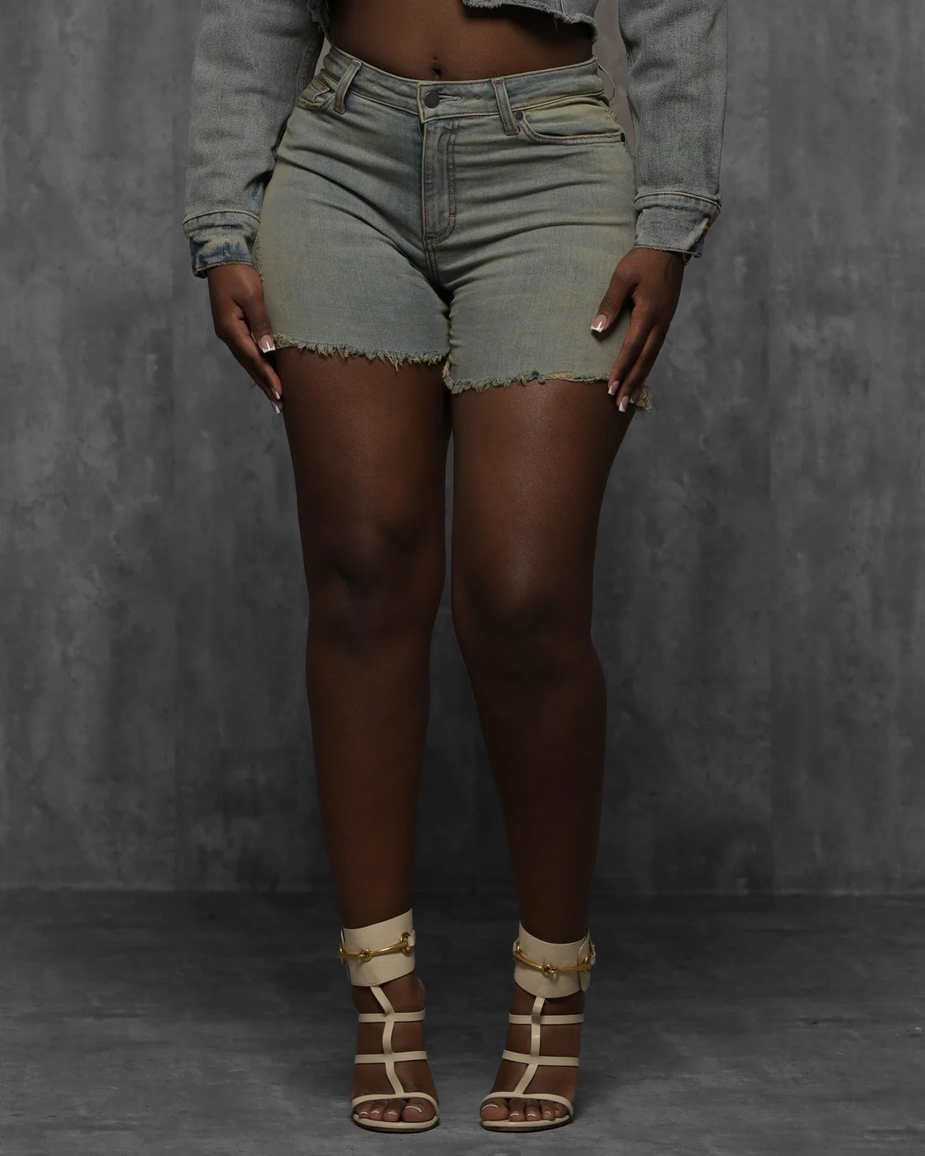 MILANO DI ROUGE Short en Jean Délavé Halle